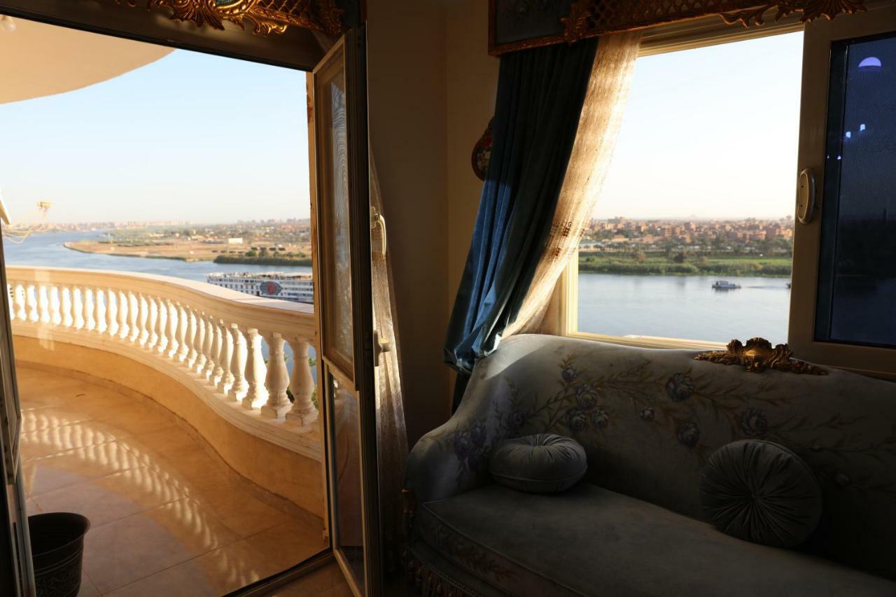 Maadi, Direct Nile River View From All Rooms Cairo Exterior foto