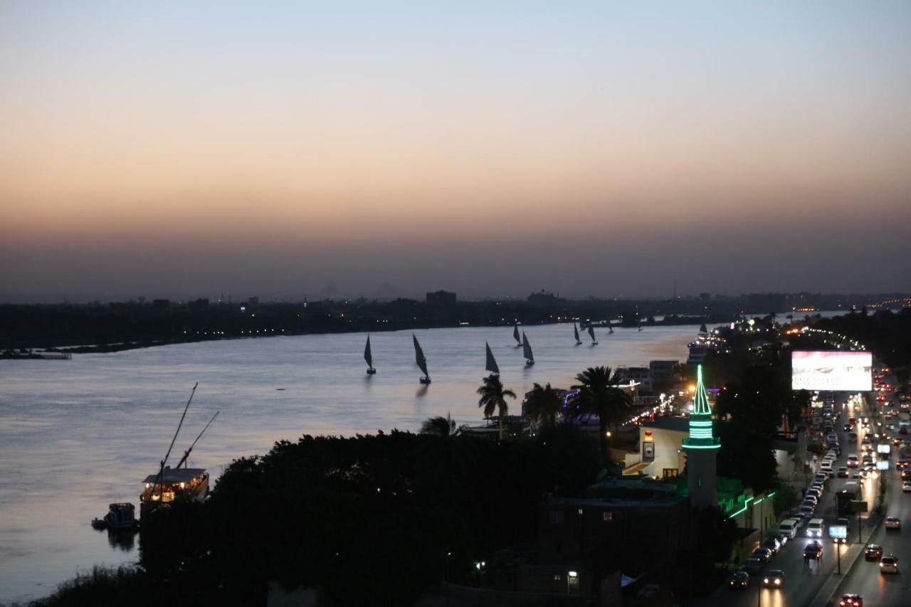 Maadi, Direct Nile River View From All Rooms Cairo Exterior foto