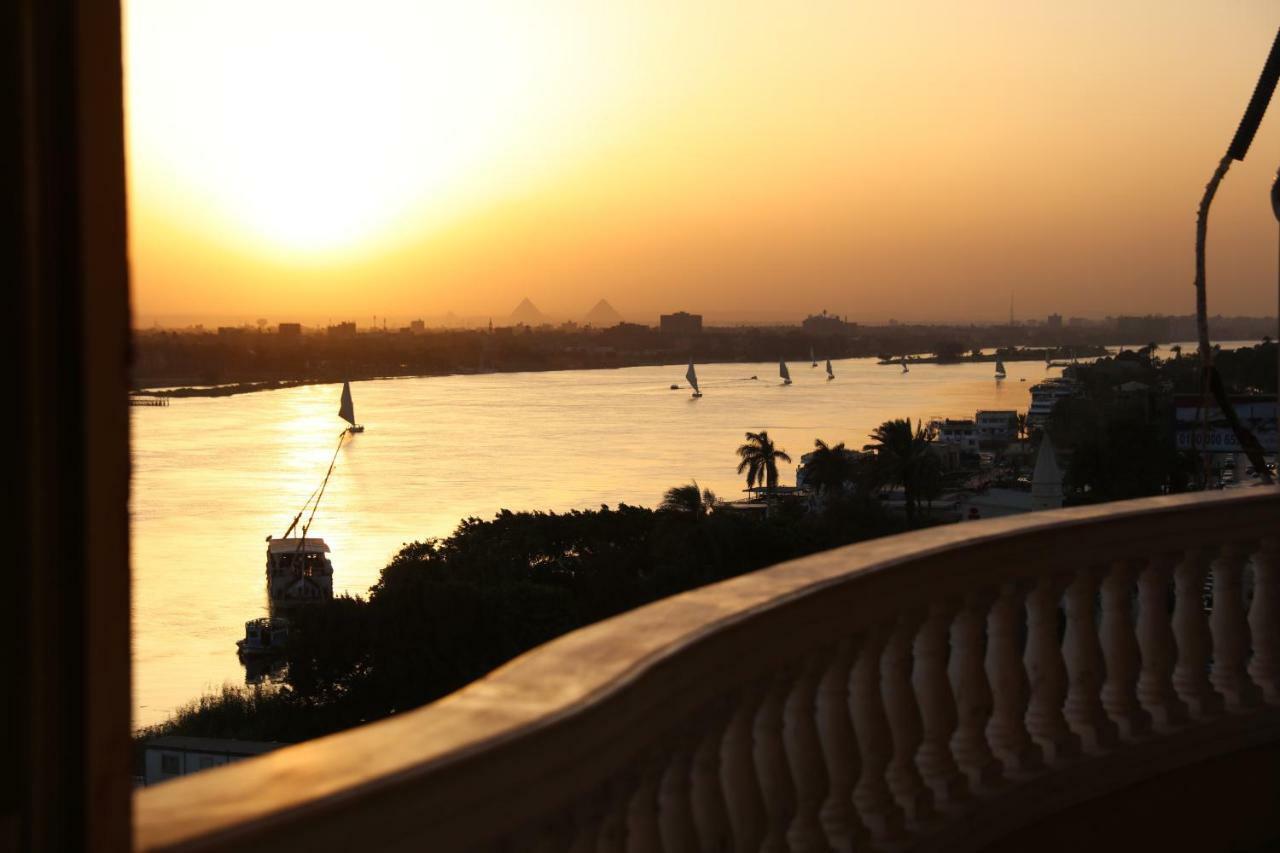 Maadi, Direct Nile River View From All Rooms Cairo Exterior foto