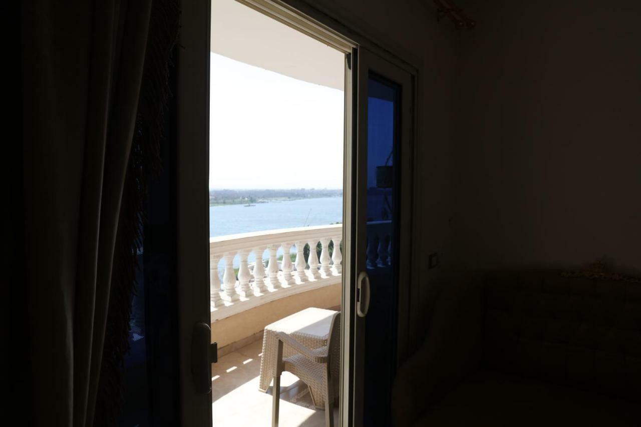 Maadi, Direct Nile River View From All Rooms Cairo Exterior foto