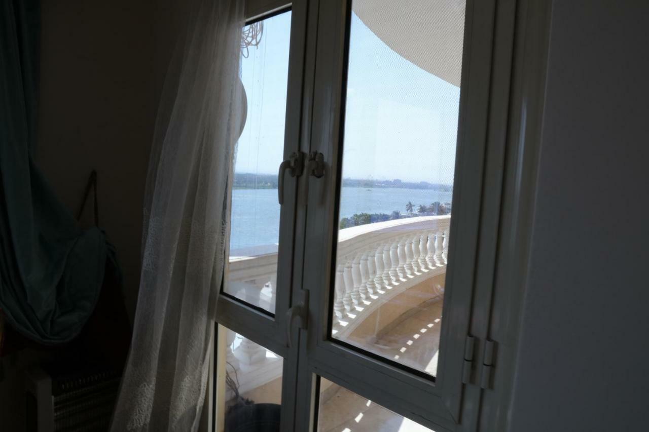 Maadi, Direct Nile River View From All Rooms Cairo Exterior foto