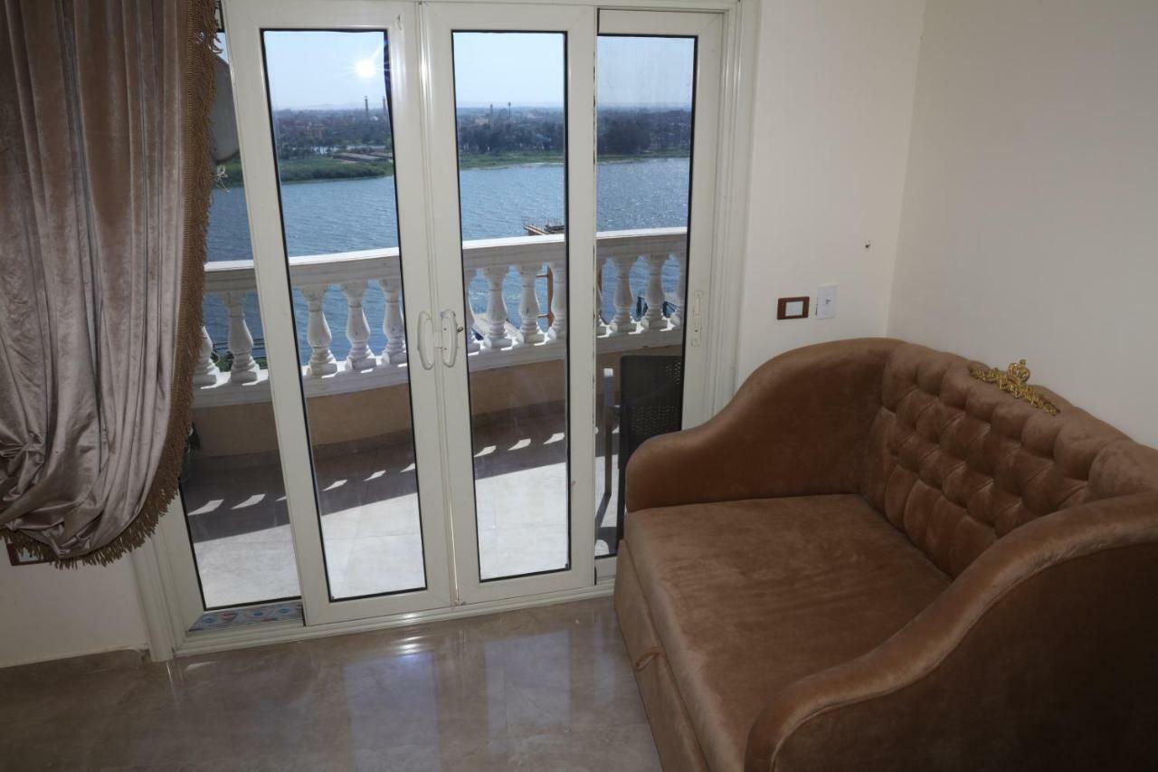 Maadi, Direct Nile River View From All Rooms Cairo Exterior foto